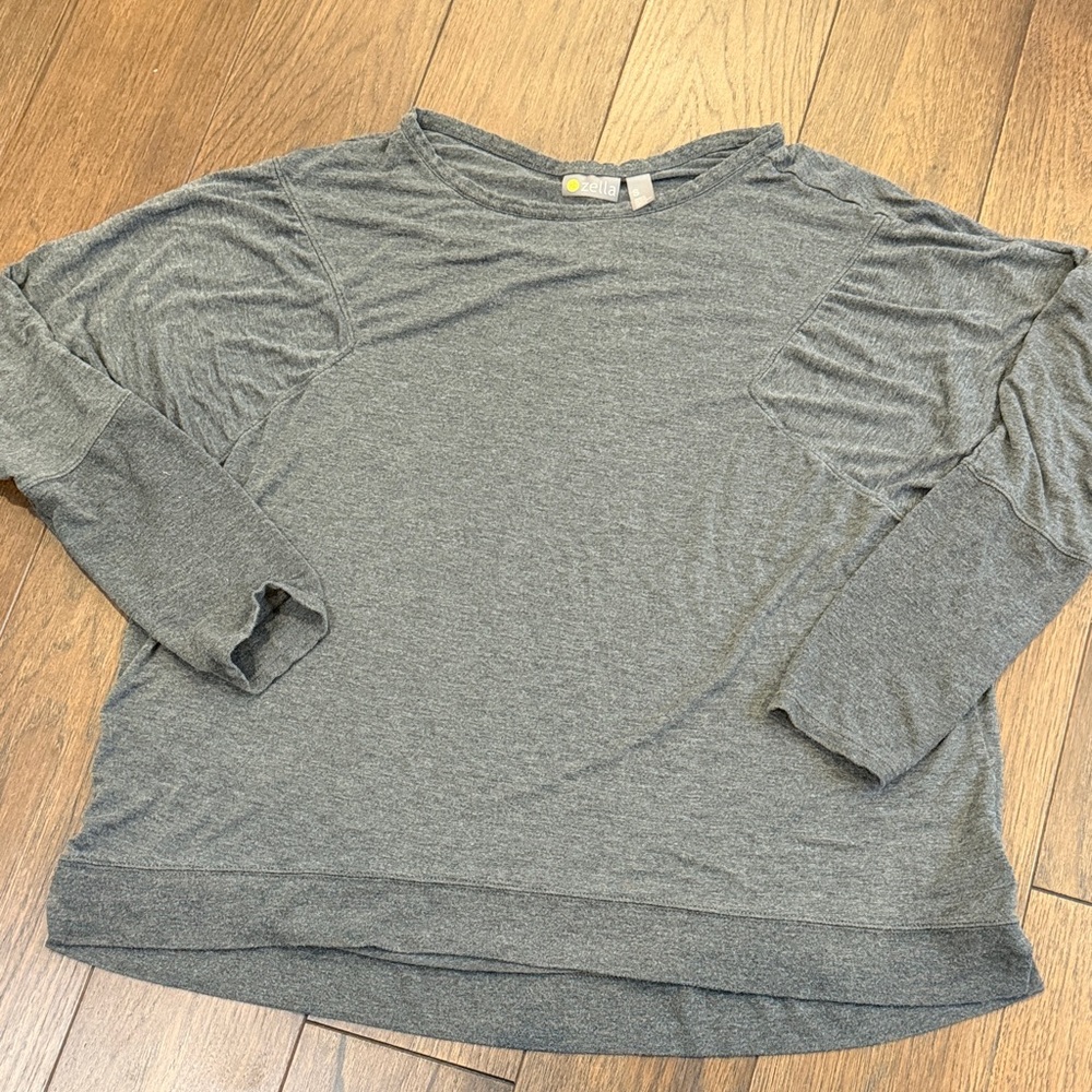Zella Gray Women's Top Size Small C7-019